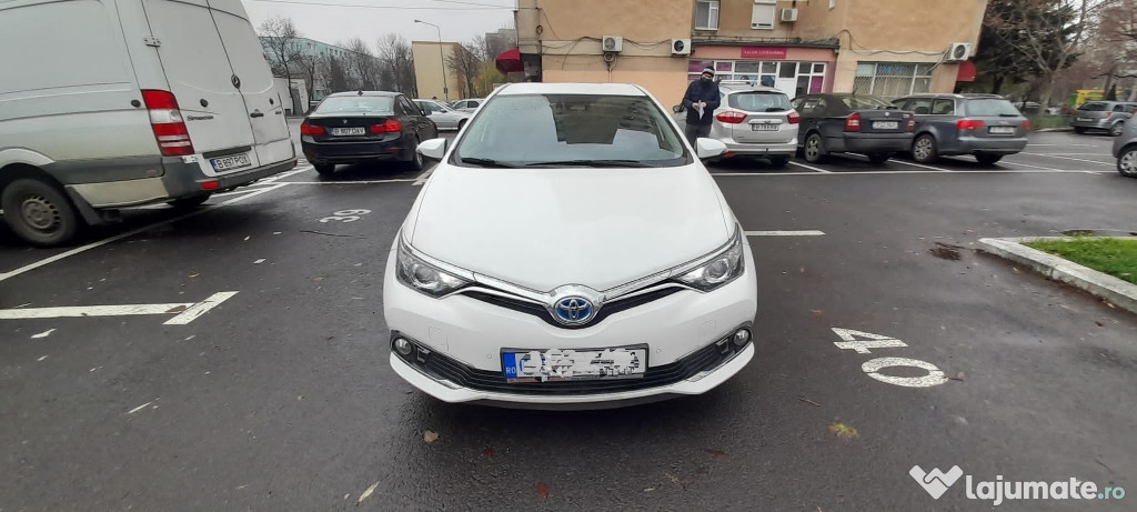 TOYOTA AURIS HYBRID