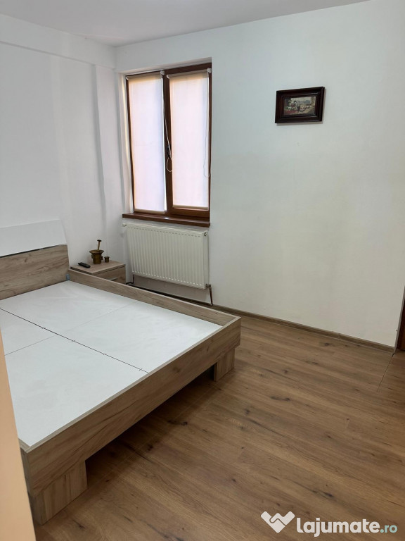 Apartament 3 camere centru proprietar