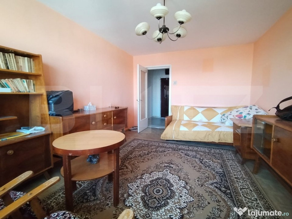 Apartament 2 camere, langa Scoala 10 ET.6/10 49.900 euro