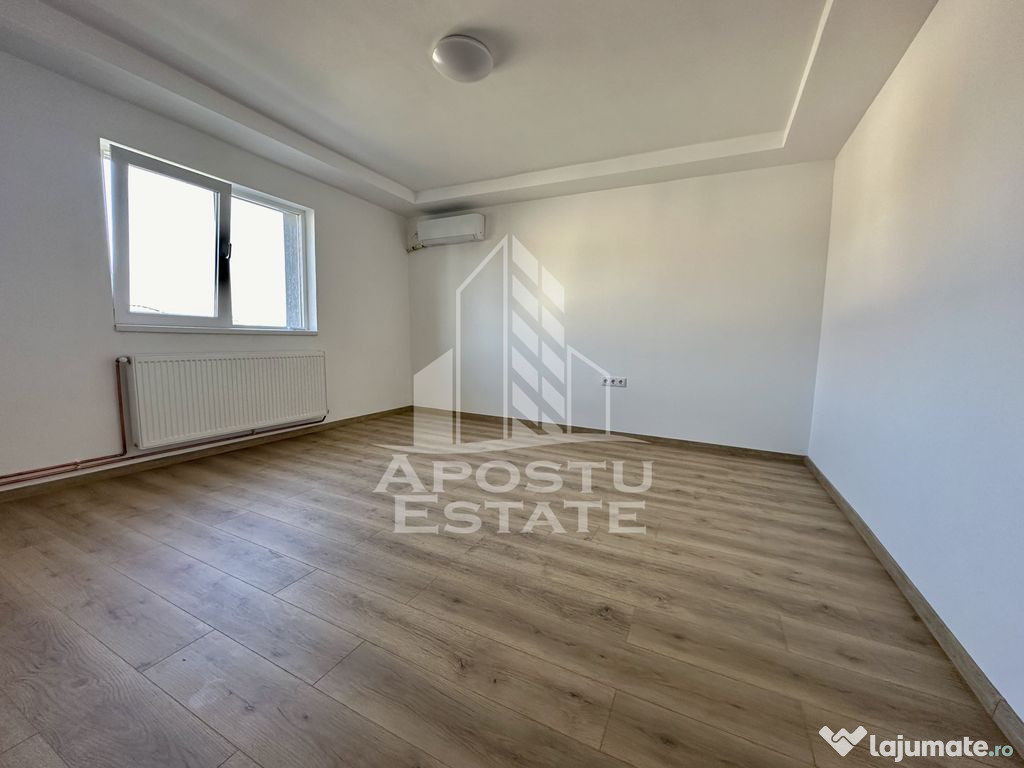 Apartament cu 2 camere, etaj 1, pod propriu, la asfalt, G...