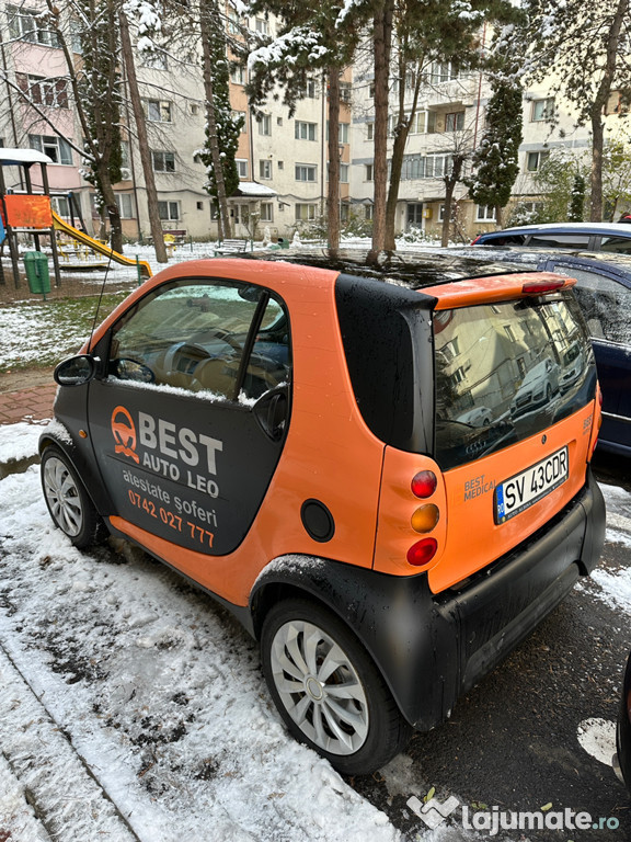 Vând Smart four two