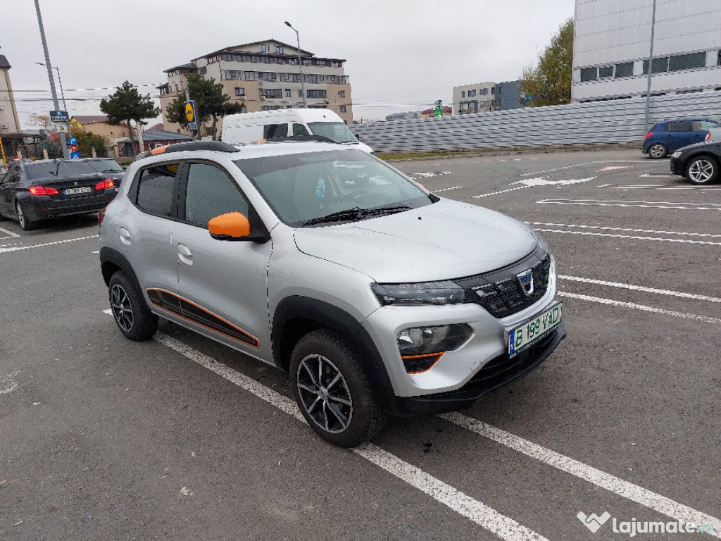 Vând Dacia spring în garantie