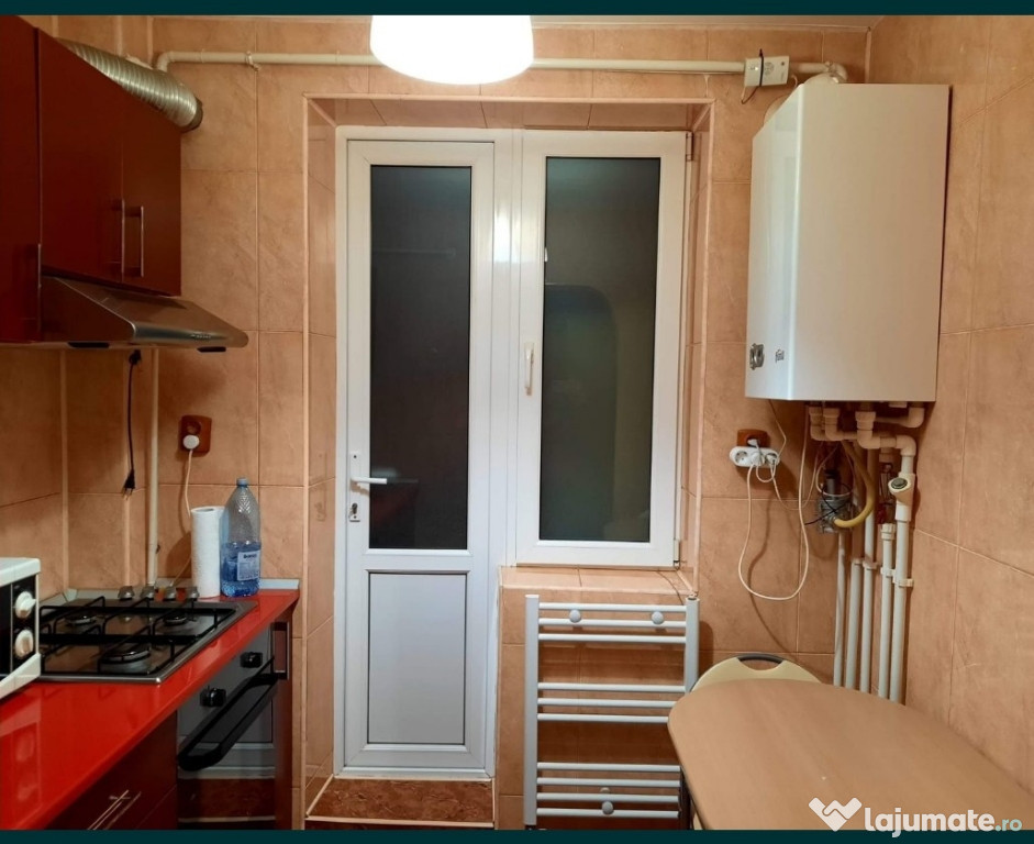 Apartament 2 camere in Micro 19 capatul troleului