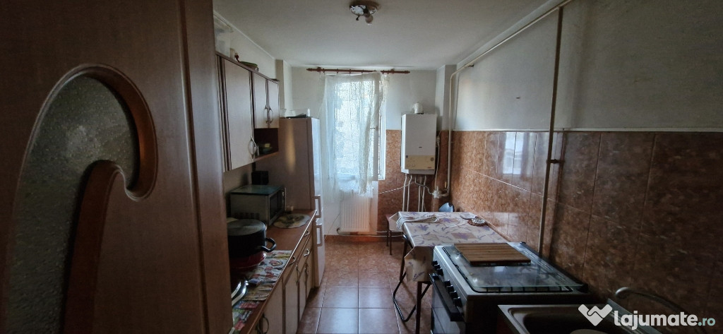 Apartament 3 camere