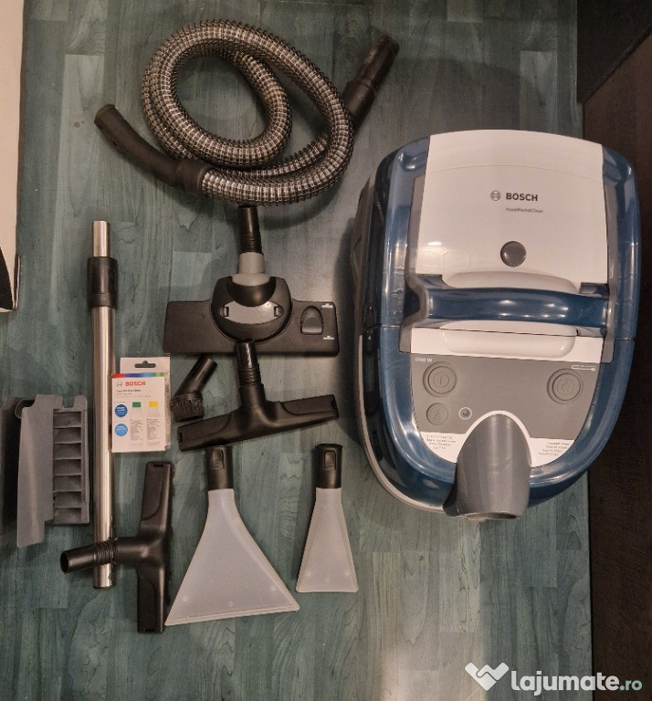 Aspirator Bosch cu spalare. ( AquaWash&Clean Serie 4 )