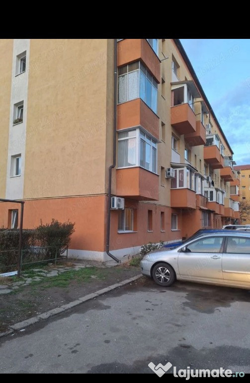 Proprietar vând garsonieră Timisoara zona UMT