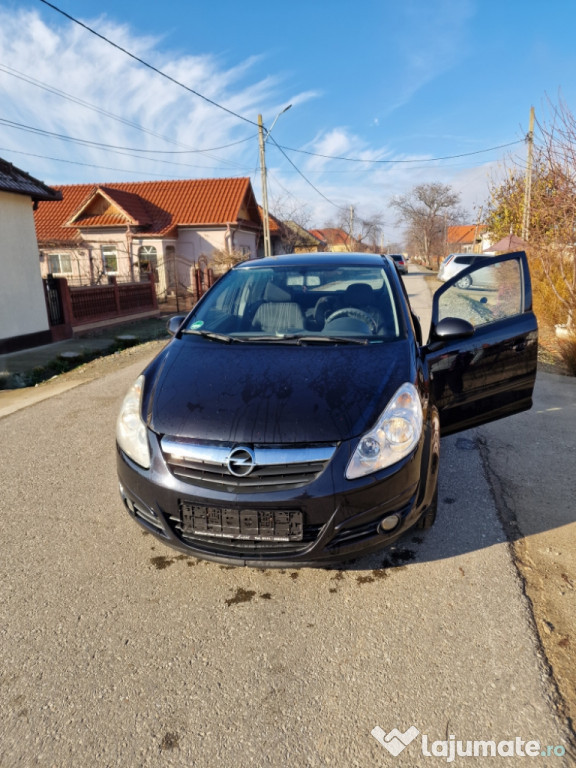 Opel cors D 1.2 benzina anul 2007