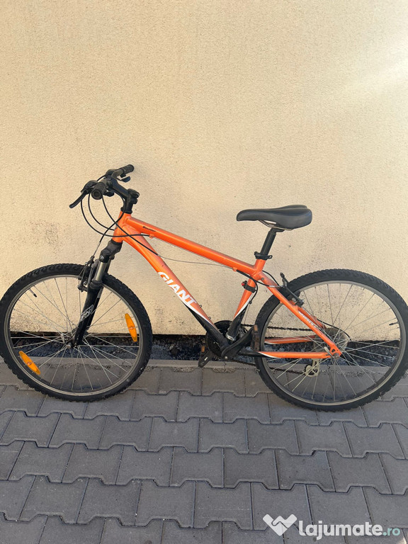 Bicicleta Giant Marime S