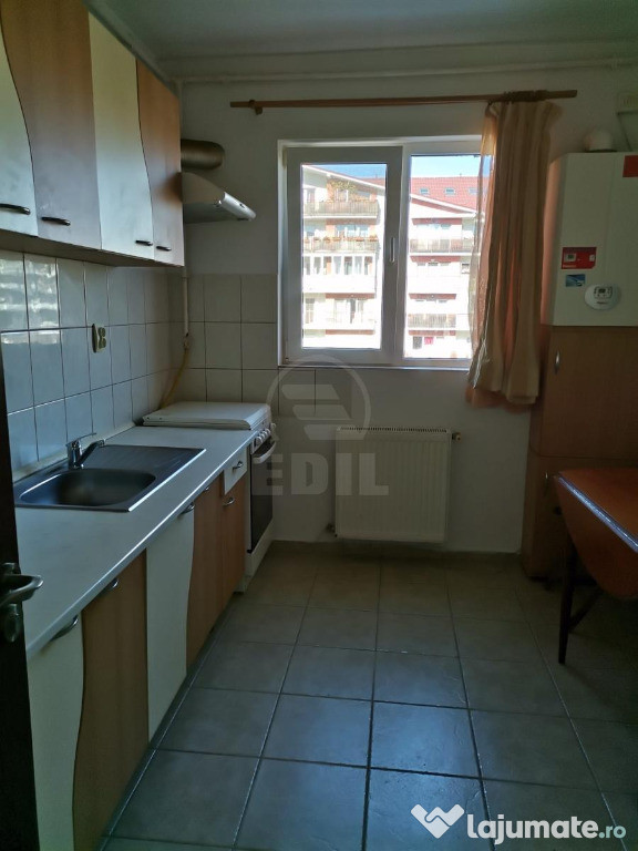 Apartament decomandat