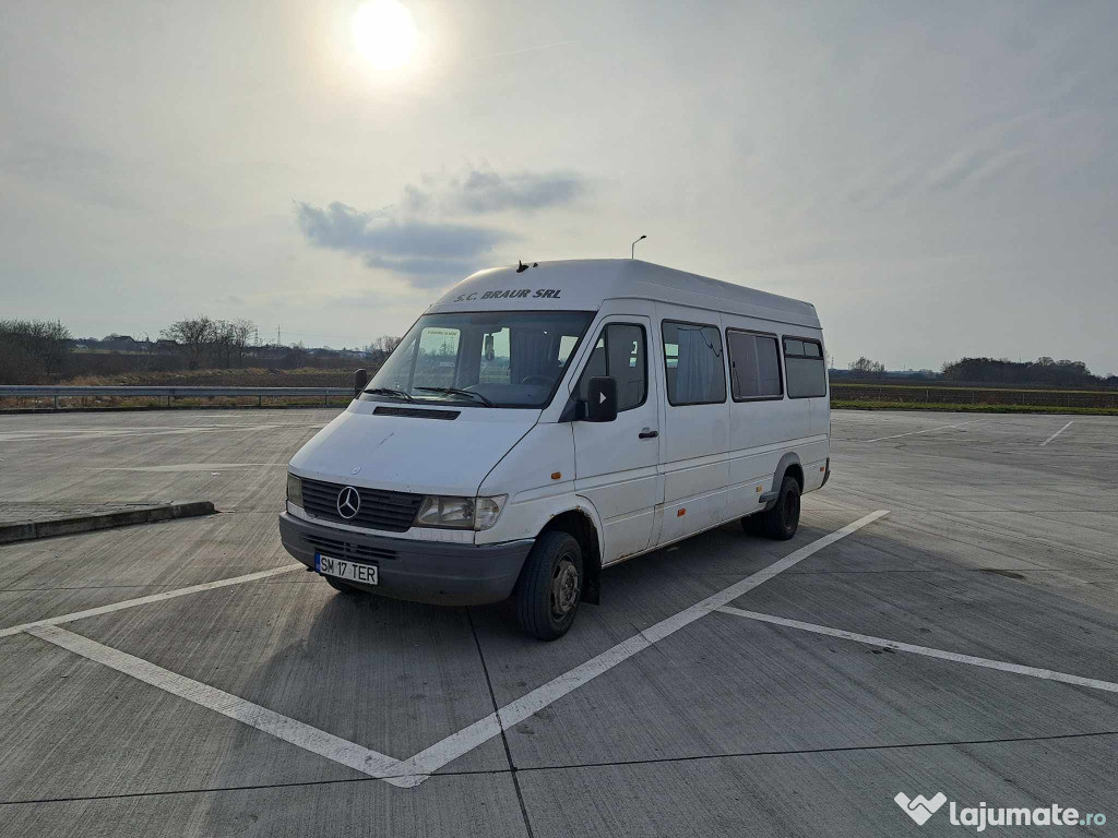 Mercedes-Benz Sprinter 412D