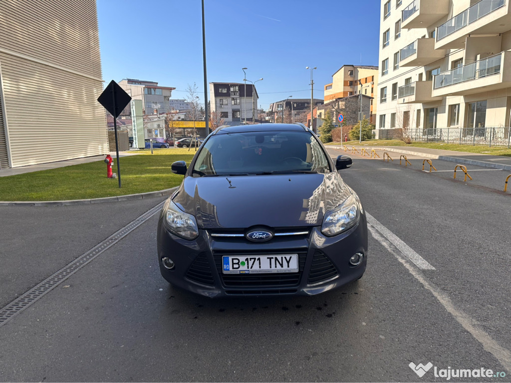 Ford focus 3 1.6 115 cai champions league edition