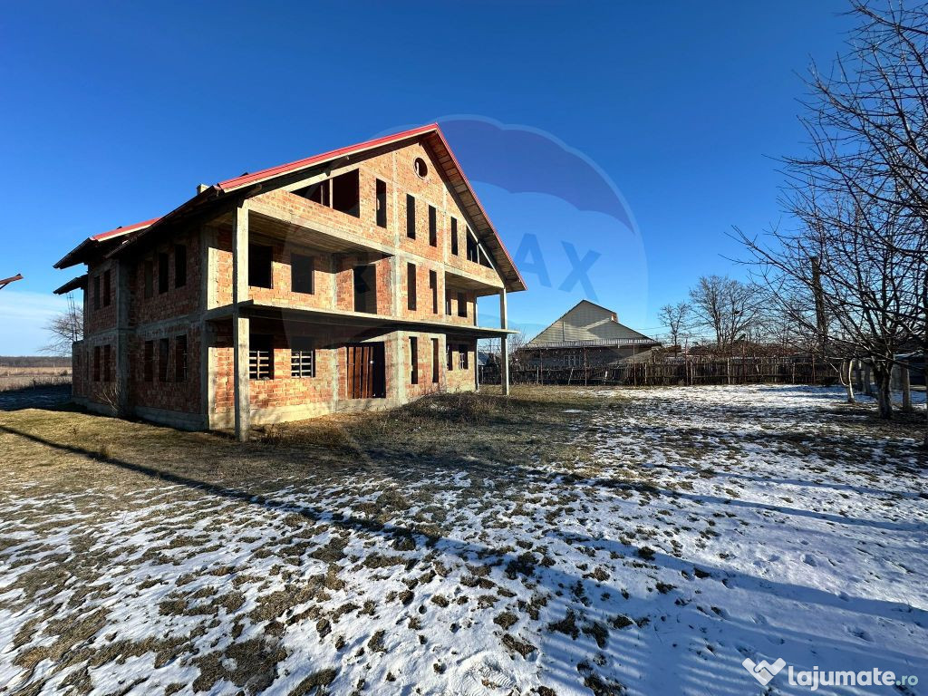 Casă / Vila Dumbrava, Timisesti