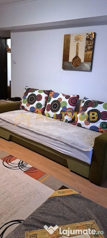 Garsoniera decomandata in Ploiesti, zona Marasesti