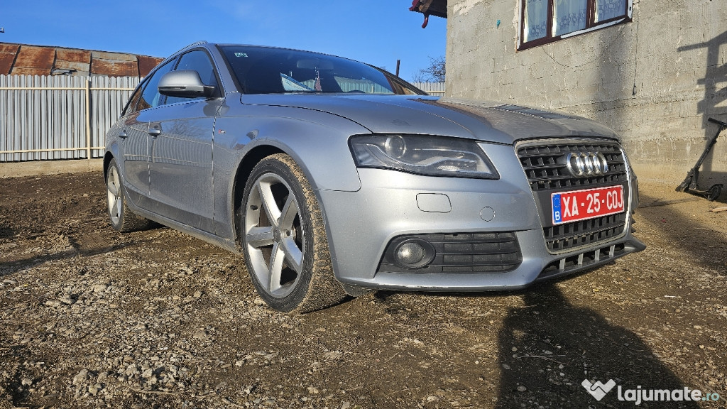 Audi a4 b8 S line.2.0 136cp