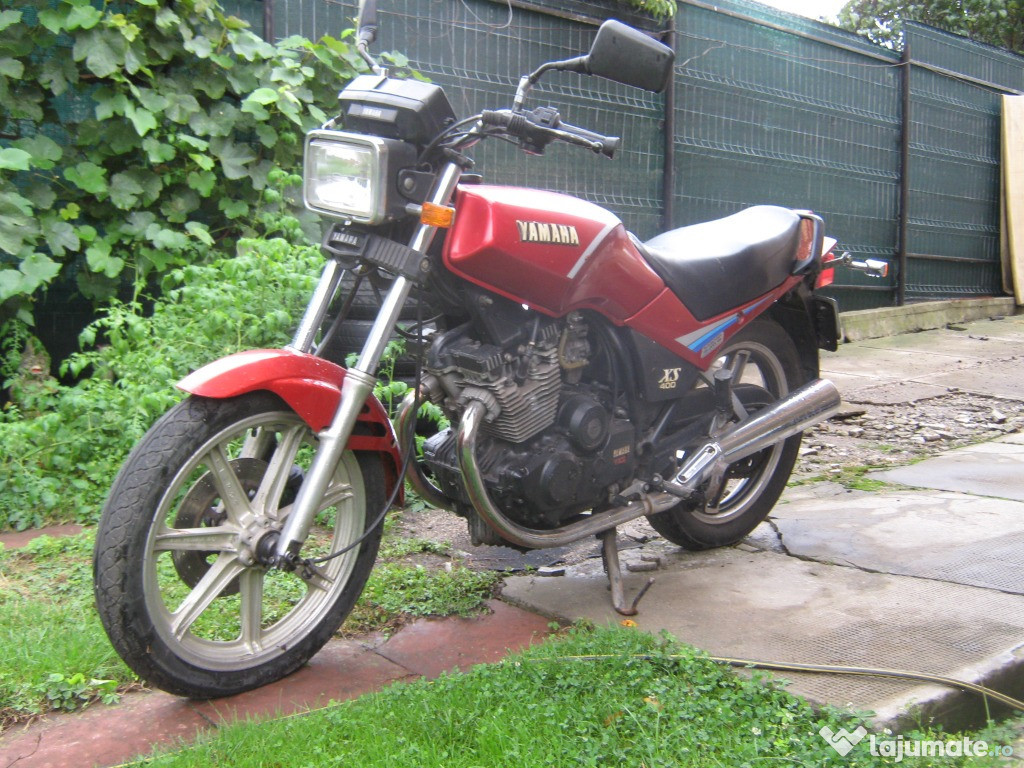 Motocicleta Yamaha 400 xs 1984