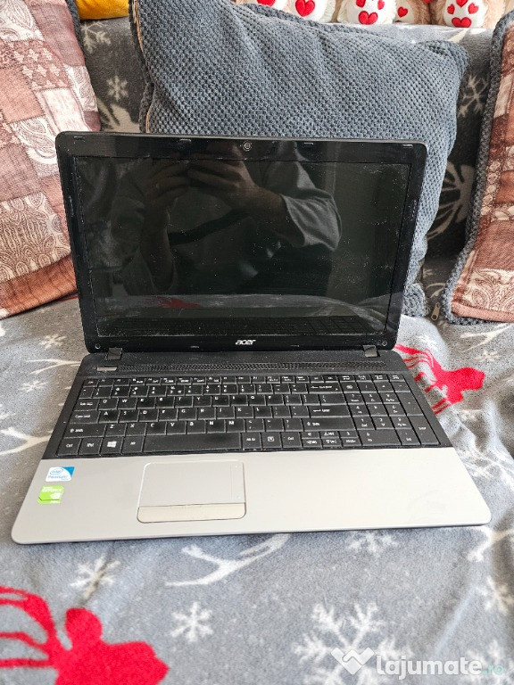 Laptop acer 4gb ram 700 gb hdd