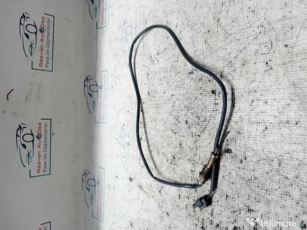 Set centuri spate stanga-dreapta cu capsa Opel Astra K 2018