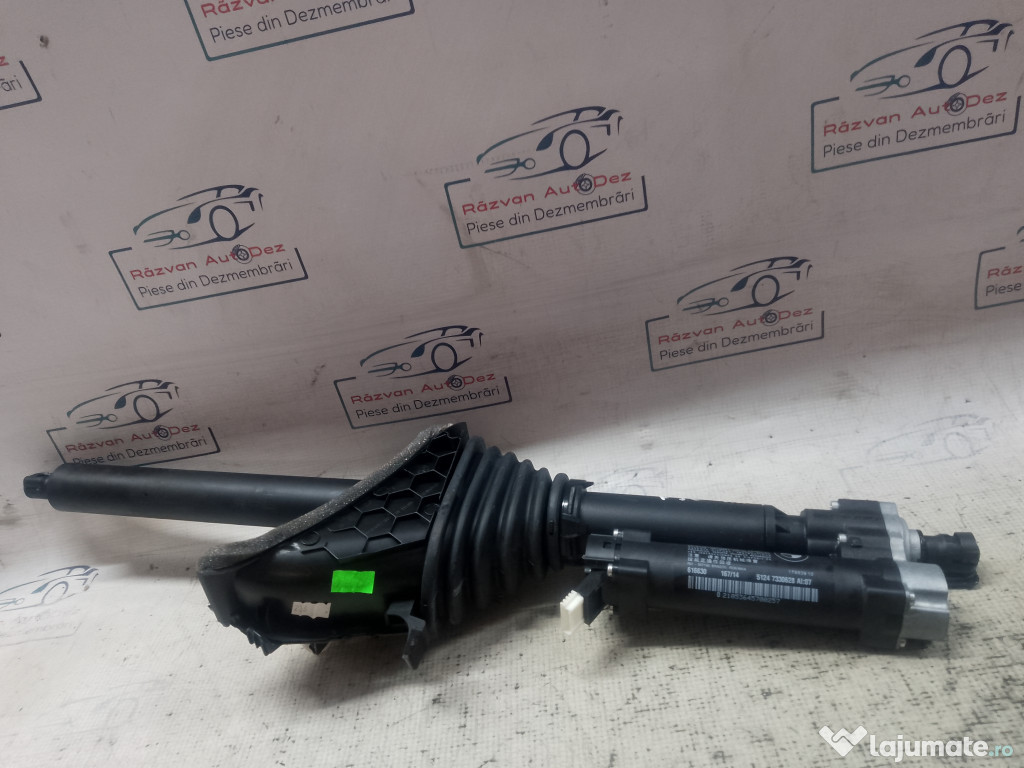 Grila centrala dreapta BMW F30
