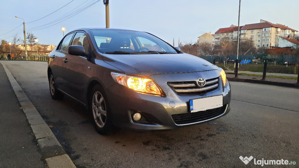 Vand Toyota Corolla 1.4 automat