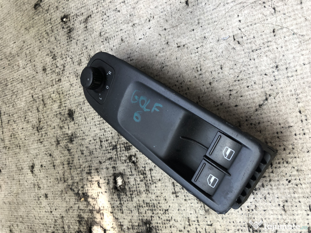 Grila proiector dreapta Volkswagen Polo 2014