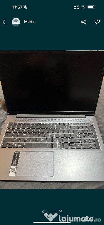 Vând laptop Lenovo