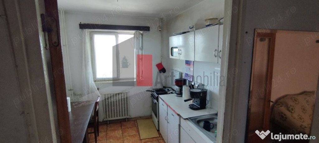 Vânzare apartament decomandat 3 camere 2 băi Olteniței