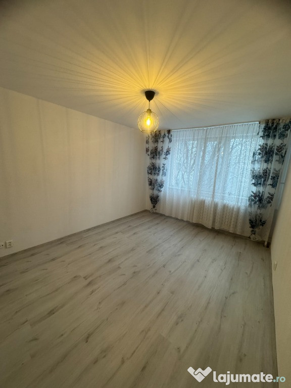 Apartament 2 Camere / Decomandat / 45 mp / 74.000 Euro