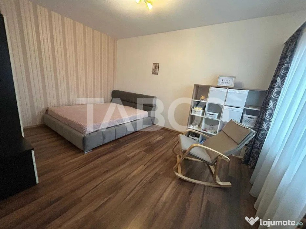 Apartament 4 camere de vanzare decomandat 110 mp zona Mihai