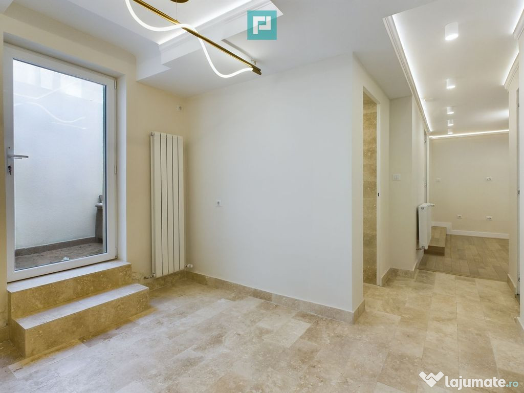 Apartament de 130 mp într-o casă interbelică din Dorob...