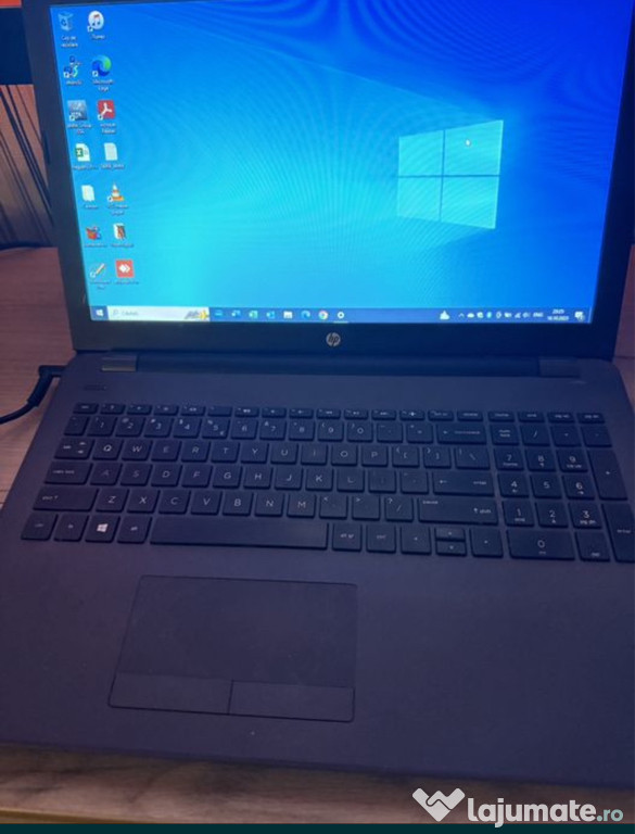 Laptop HP de vânzare 15.6”