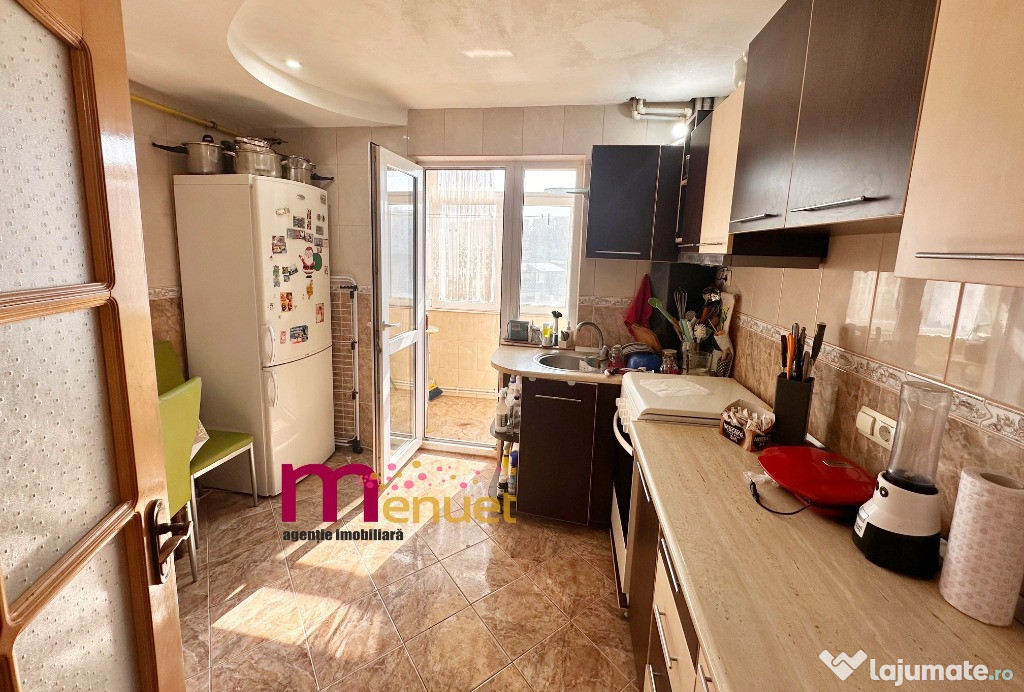 Apartament 3 camere,zona Centrala