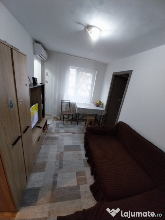 Apartament 3 camere situat in zona Tomis Nord