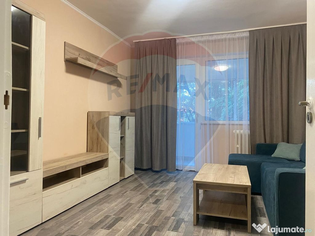 Apartament de închiriat în zona Stadionului Rocar