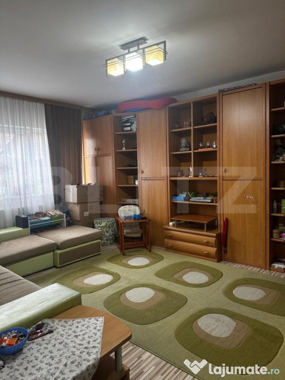 Apartament 3 camere zona Cetatii