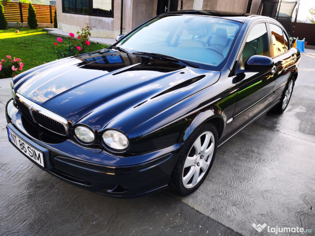 Vând jaguar x type