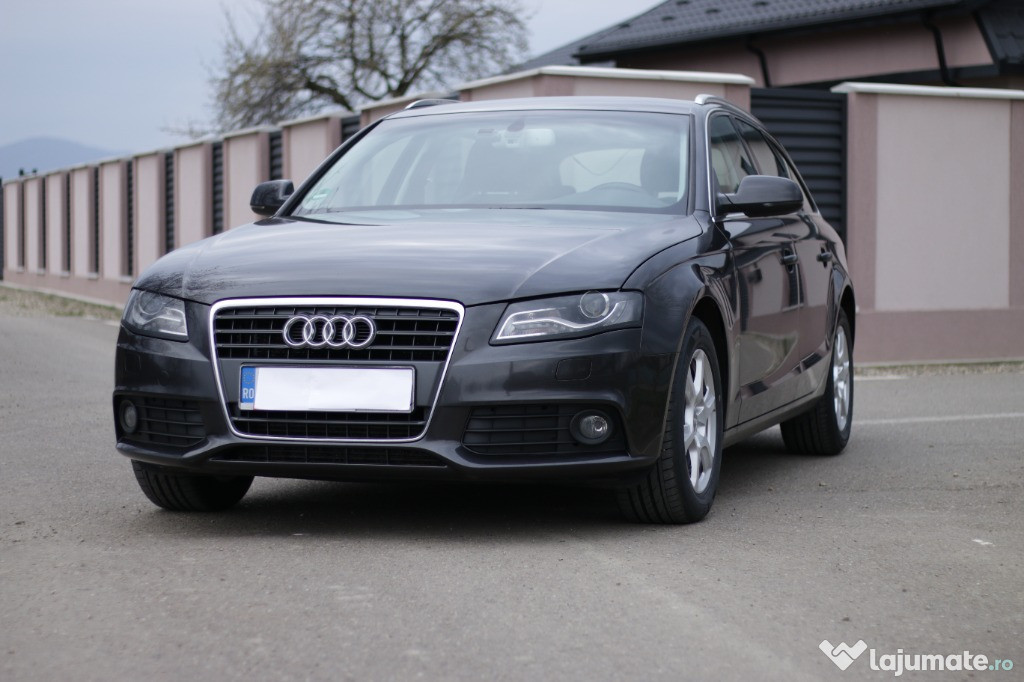 Vand Audi A4 B8 2011