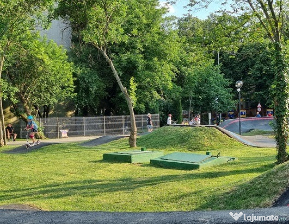 Apartament de inchiriat 3 camere (loc parcare inclus) Pajura