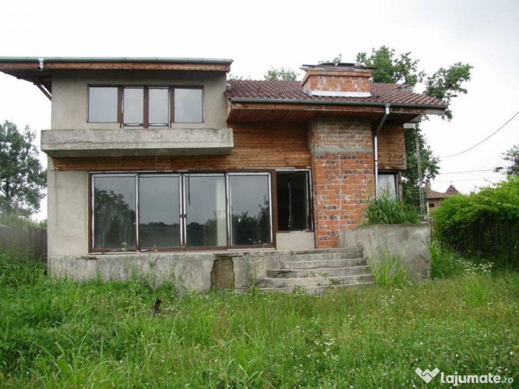 Vila, lacul Pasarea langa Bucuresti