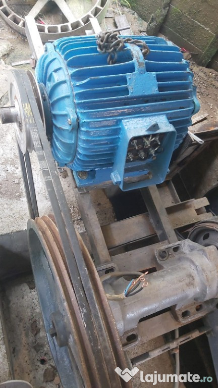 Vand generator de curent