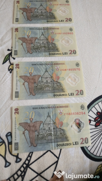 Vând baconte de 20 lei