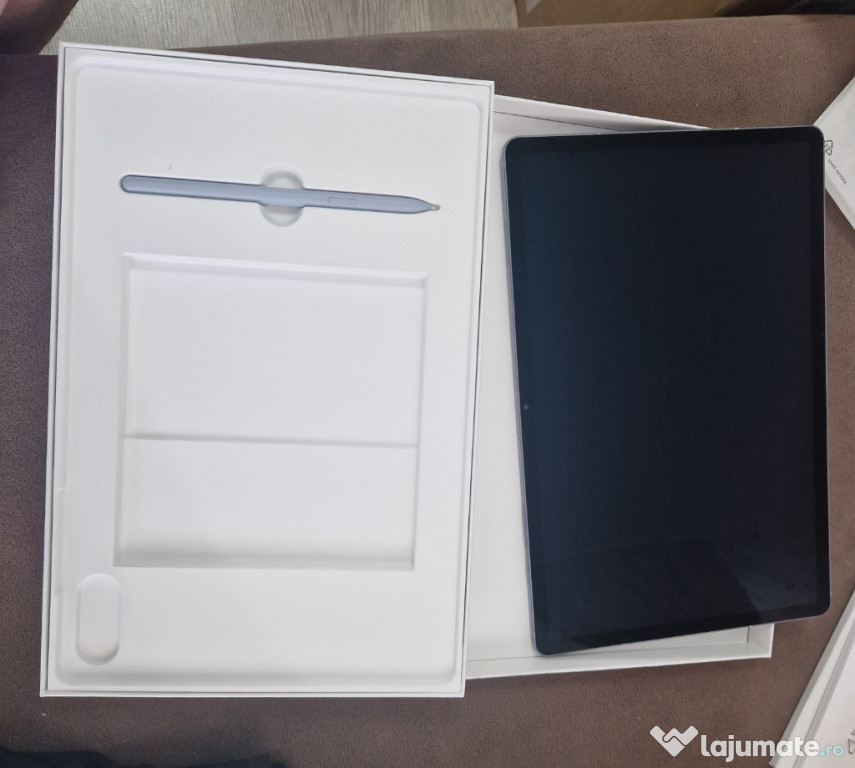 Vand tableta galaxi tab s10 plus