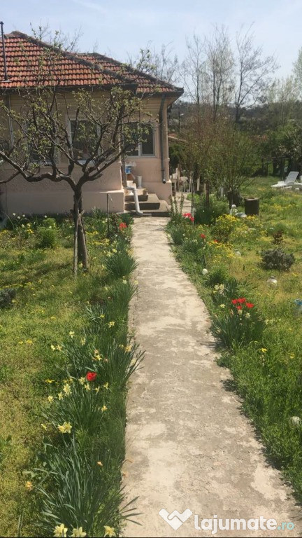 Casa din caramida + Teren 3000m intr. La 19 km de Buzau