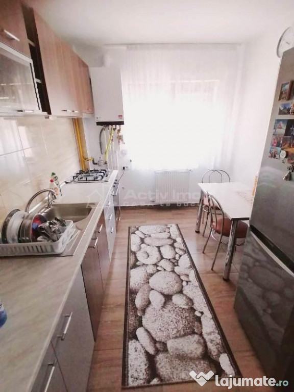 Prelungirea Ghencea - Cartierul Latin - -2 camere - loc de