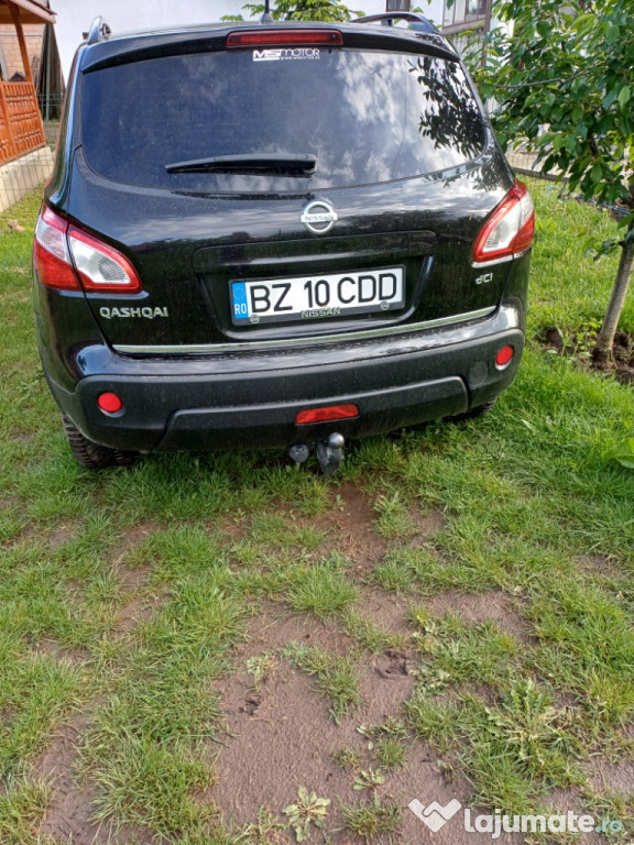 Vând Nissan qashqai