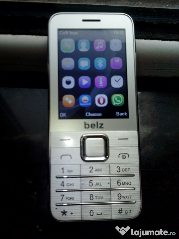 Telefon mobil nou