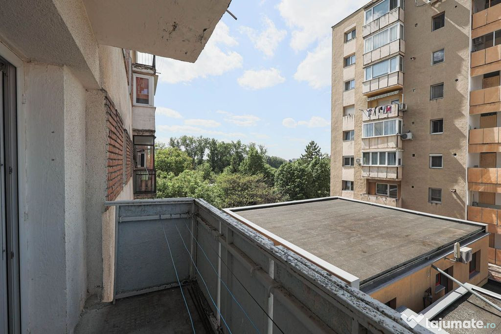 Apartament 2 Camere – Micalaca, Zona 300, Malul Mureșu...