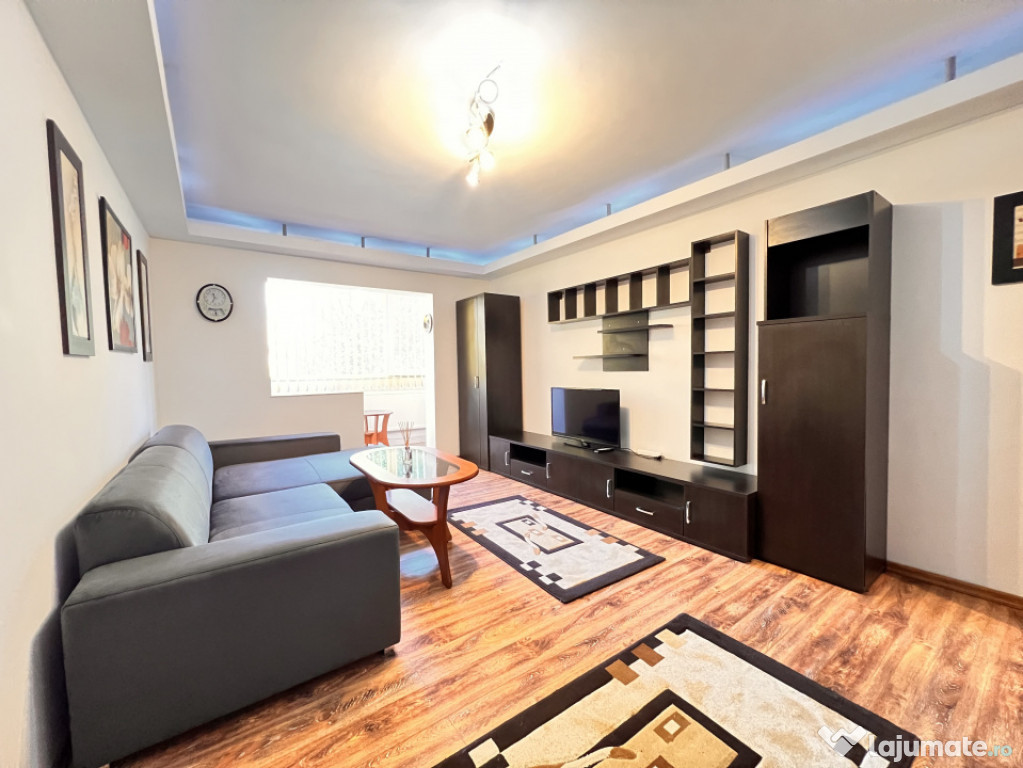 Închiriere apartament 3 camere – Tractorul, Str. Argintul