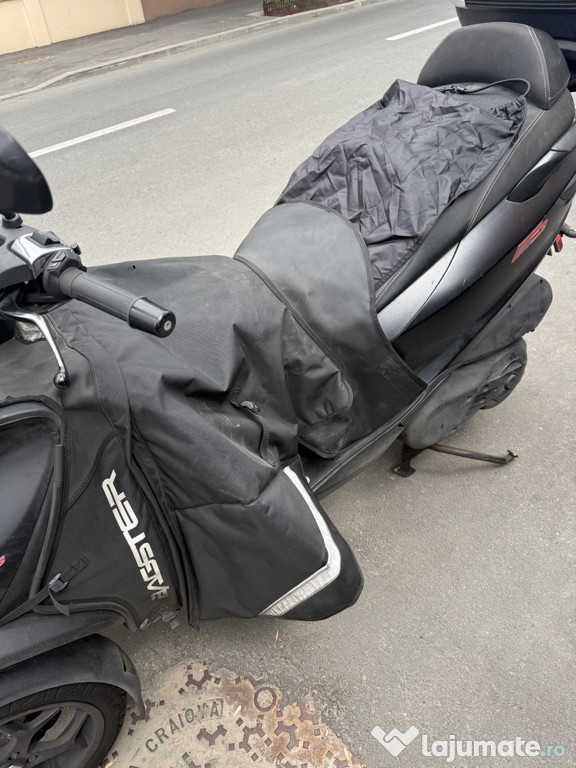 Husa picioare piaggio mp3