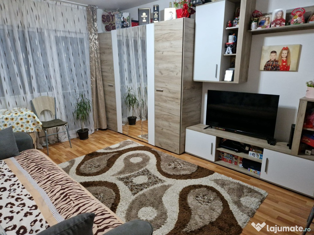 Apartament la cheie de vanzare, balcon, parcare, zona Apahida