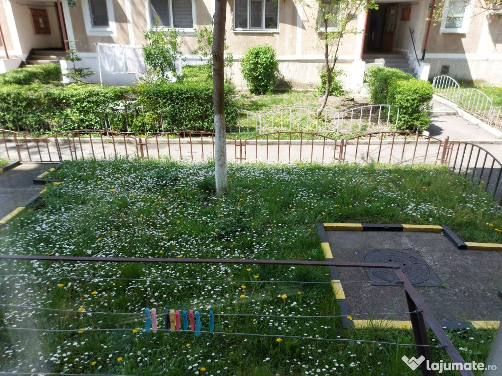 Garsoniera zona Nord bloc tip R